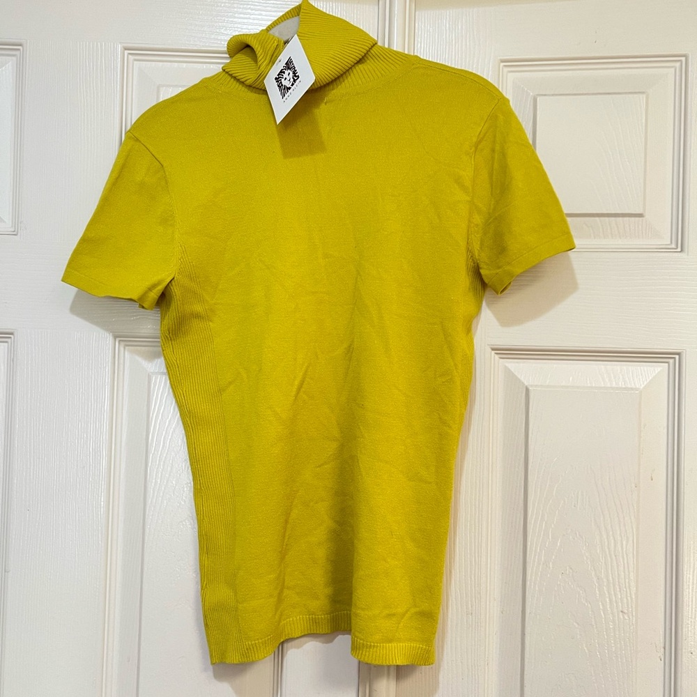 Anne Klein Short-Sleeve mustard yellow Turtleneck Sweater women size small new